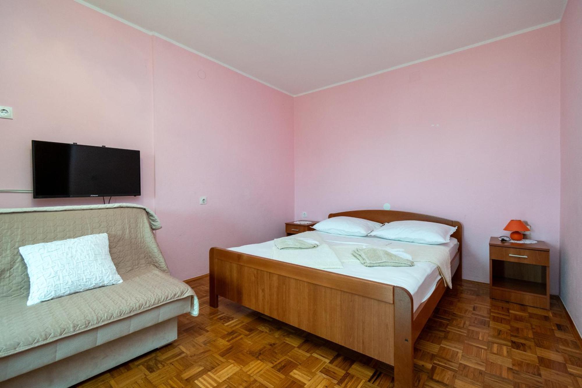 Apartments And Rooms With Parking Space Zubovici, Pag - 16063 Exterior photo