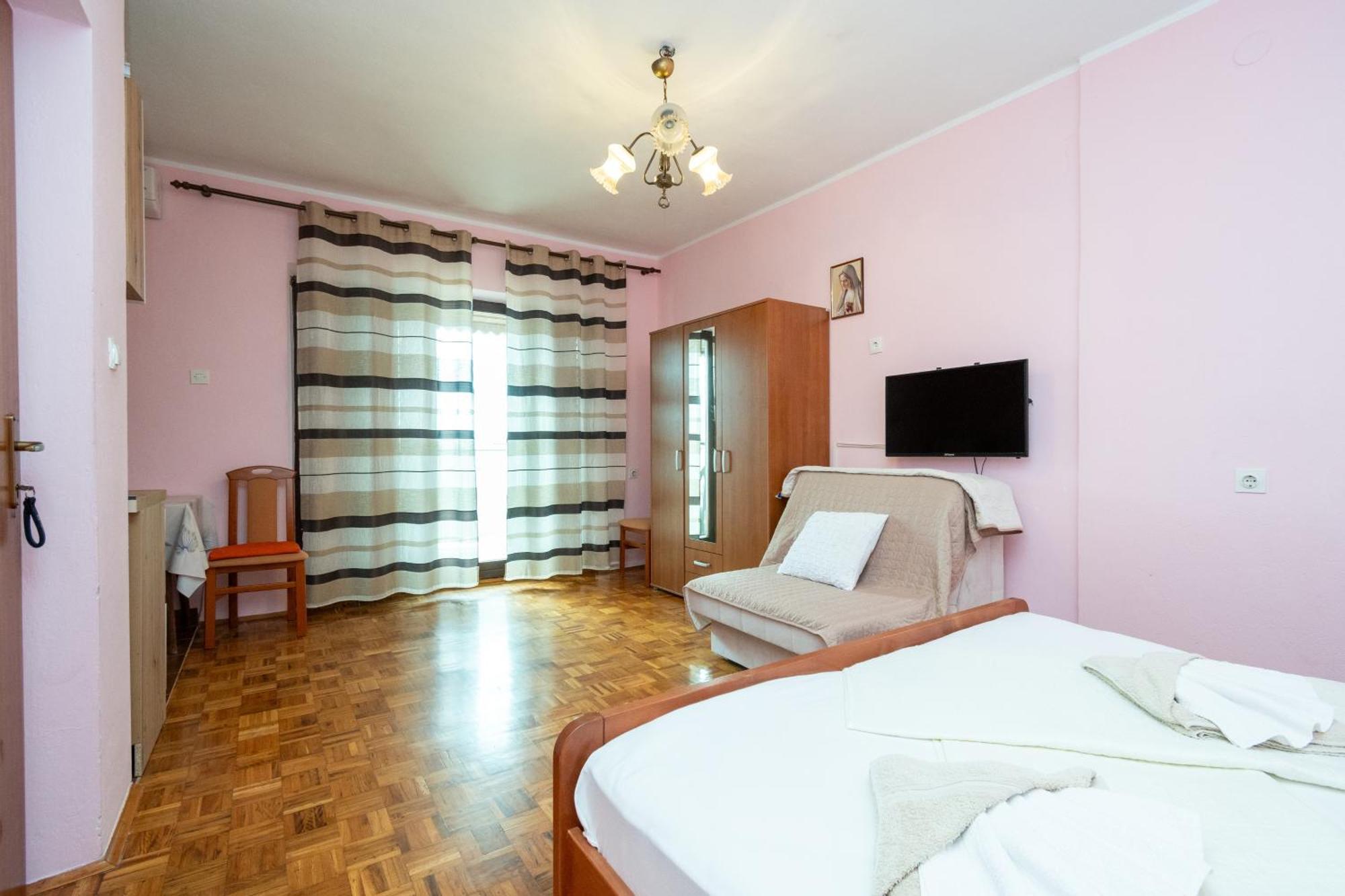 Apartments And Rooms With Parking Space Zubovici, Pag - 16063 Room photo